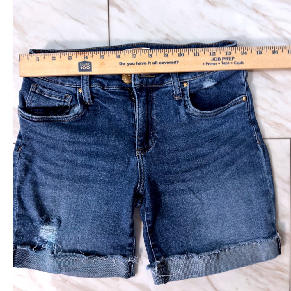 Kut from the Kloth Catherine Boyfriend Shorts Blue Denim Distressed Size 4 - Picture 4 of 7